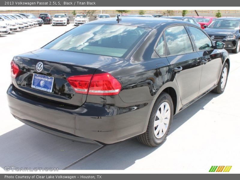 Black / Titan Black 2013 Volkswagen Passat 2.5L S