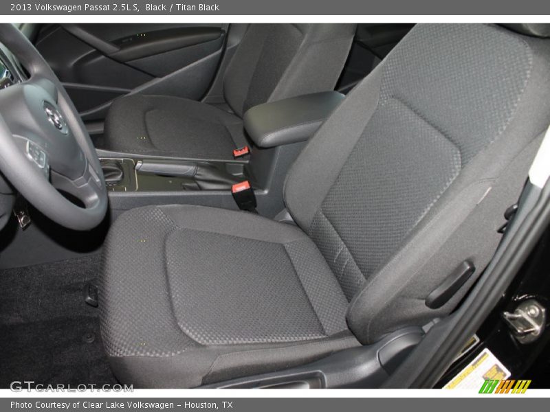 Black / Titan Black 2013 Volkswagen Passat 2.5L S