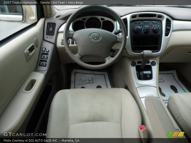 Sonora Gold Pearl / Ivory Beige 2007 Toyota Highlander