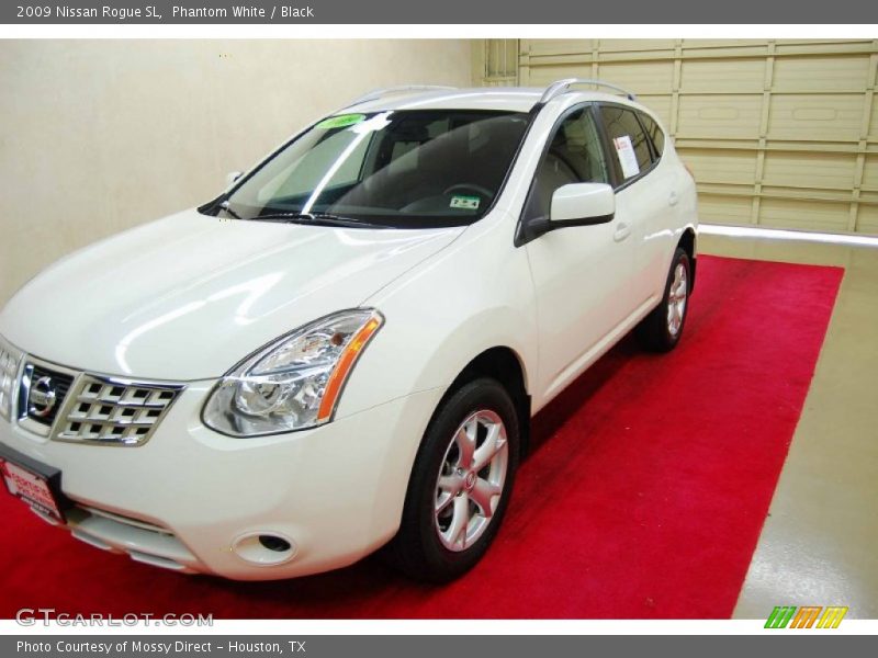 Phantom White / Black 2009 Nissan Rogue SL