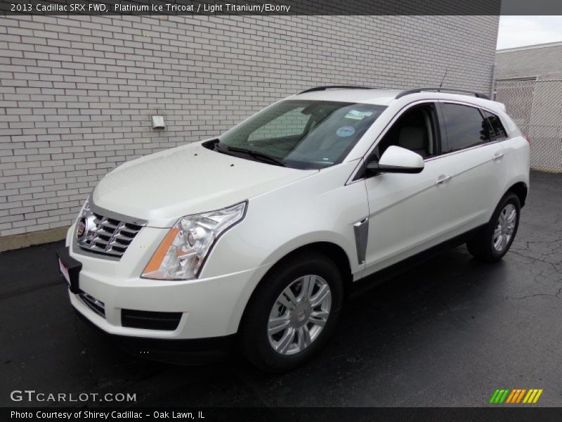 Platinum Ice Tricoat / Light Titanium/Ebony 2013 Cadillac SRX FWD