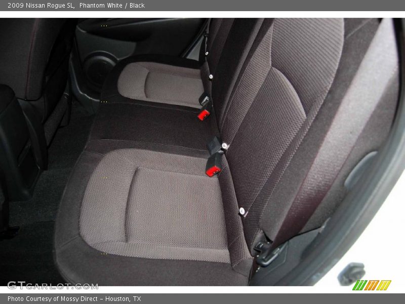 Phantom White / Black 2009 Nissan Rogue SL
