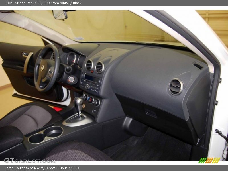 Phantom White / Black 2009 Nissan Rogue SL