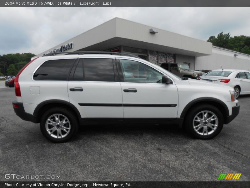 Ice White / Taupe/Light Taupe 2004 Volvo XC90 T6 AWD