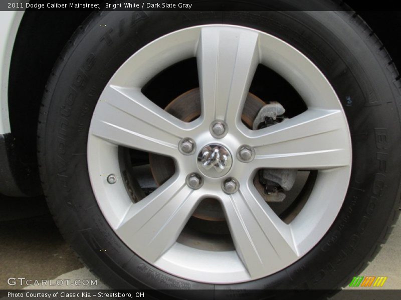 Bright White / Dark Slate Gray 2011 Dodge Caliber Mainstreet