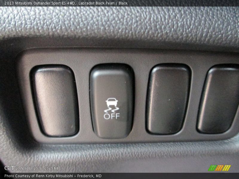 Labrador Black Pearl / Black 2013 Mitsubishi Outlander Sport ES 4WD