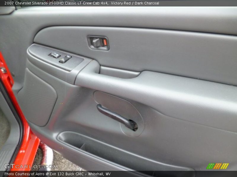 Victory Red / Dark Charcoal 2007 Chevrolet Silverado 2500HD Classic LT Crew Cab 4x4