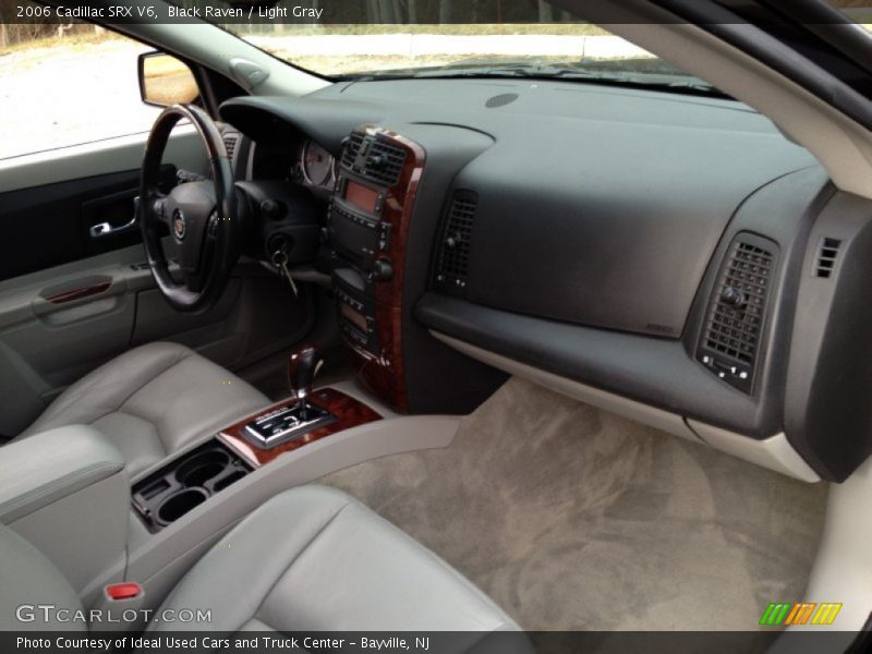 Black Raven / Light Gray 2006 Cadillac SRX V6