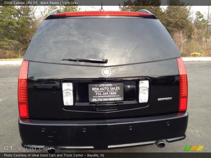 Black Raven / Light Gray 2006 Cadillac SRX V6