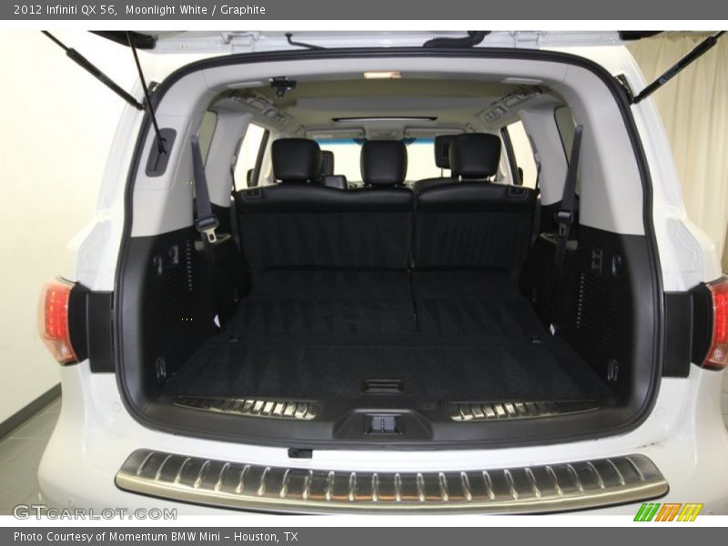  2012 QX 56 Trunk