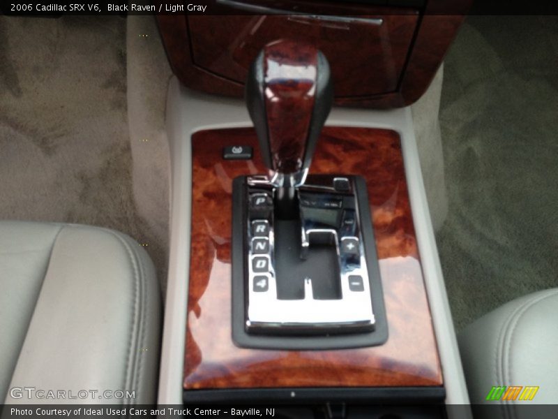 Black Raven / Light Gray 2006 Cadillac SRX V6