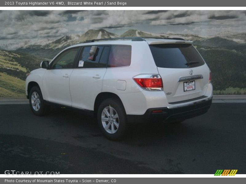 Blizzard White Pearl / Sand Beige 2013 Toyota Highlander V6 4WD