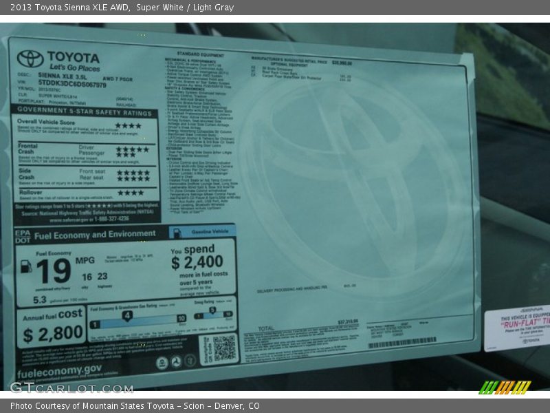 Super White / Light Gray 2013 Toyota Sienna XLE AWD