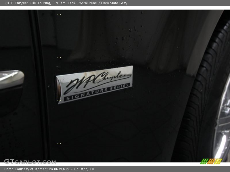 Brilliant Black Crystal Pearl / Dark Slate Gray 2010 Chrysler 300 Touring