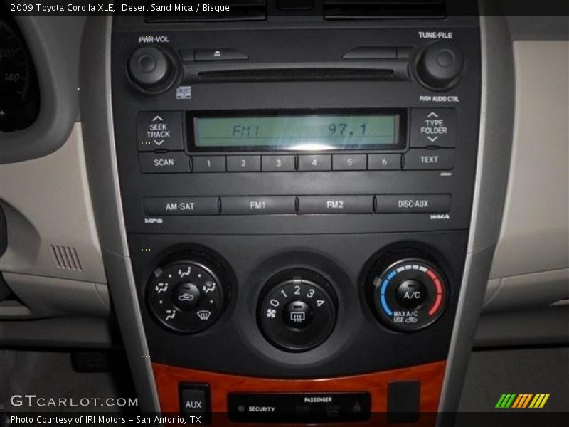 Desert Sand Mica / Bisque 2009 Toyota Corolla XLE