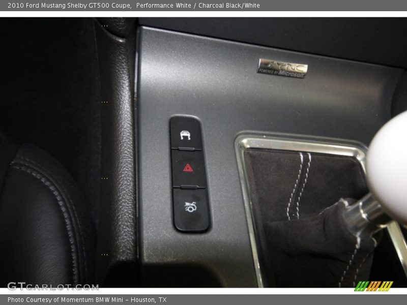 Performance White / Charcoal Black/White 2010 Ford Mustang Shelby GT500 Coupe