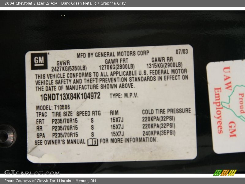 Dark Green Metallic / Graphite Gray 2004 Chevrolet Blazer LS 4x4