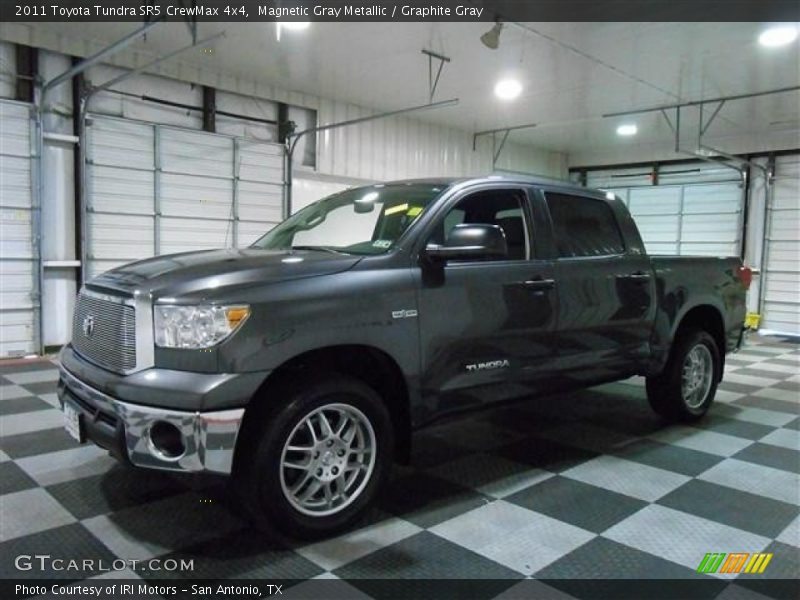 Magnetic Gray Metallic / Graphite Gray 2011 Toyota Tundra SR5 CrewMax 4x4