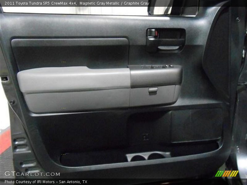 Magnetic Gray Metallic / Graphite Gray 2011 Toyota Tundra SR5 CrewMax 4x4