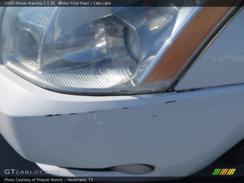 Winter Frost Pearl / Cafe Latte 2006 Nissan Maxima 3.5 SE