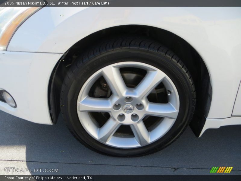 Winter Frost Pearl / Cafe Latte 2006 Nissan Maxima 3.5 SE