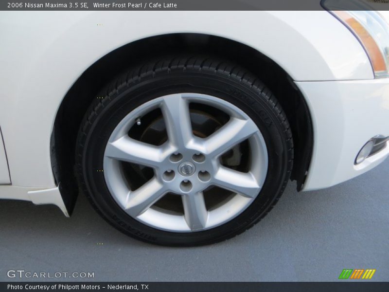 Winter Frost Pearl / Cafe Latte 2006 Nissan Maxima 3.5 SE