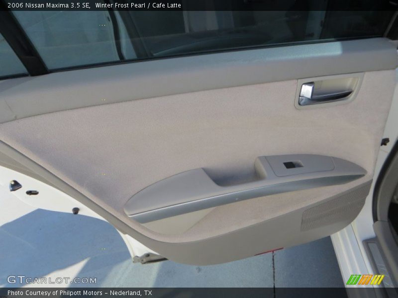 Winter Frost Pearl / Cafe Latte 2006 Nissan Maxima 3.5 SE