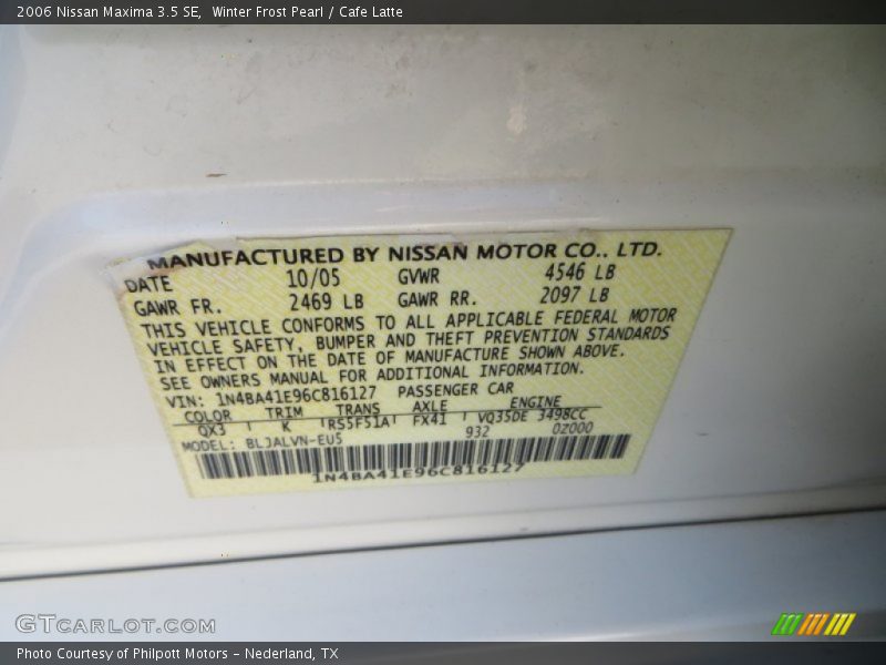 Winter Frost Pearl / Cafe Latte 2006 Nissan Maxima 3.5 SE
