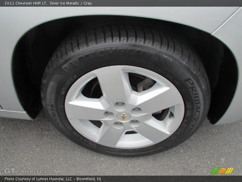 Silver Ice Metallic / Gray 2011 Chevrolet HHR LT