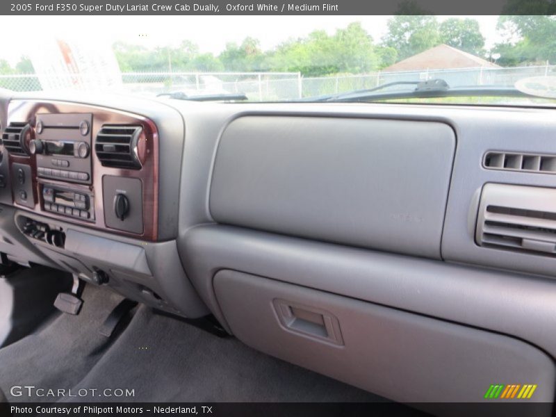 Oxford White / Medium Flint 2005 Ford F350 Super Duty Lariat Crew Cab Dually