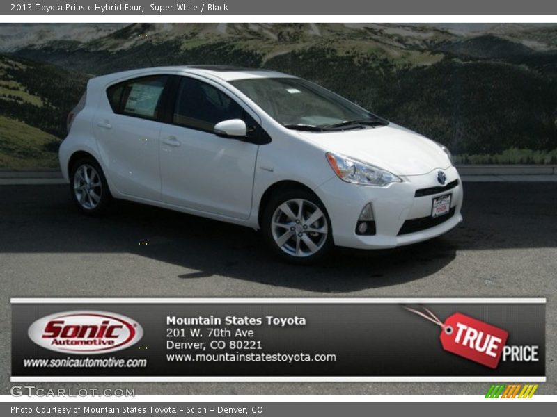 Super White / Black 2013 Toyota Prius c Hybrid Four