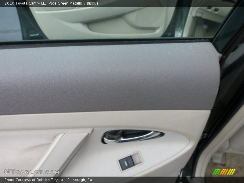 Aloe Green Metallic / Bisque 2010 Toyota Camry LE