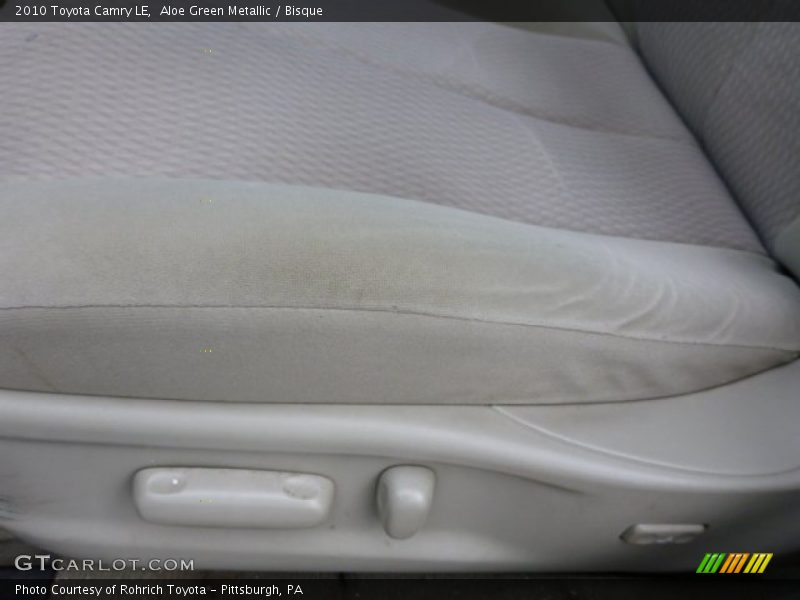 Aloe Green Metallic / Bisque 2010 Toyota Camry LE