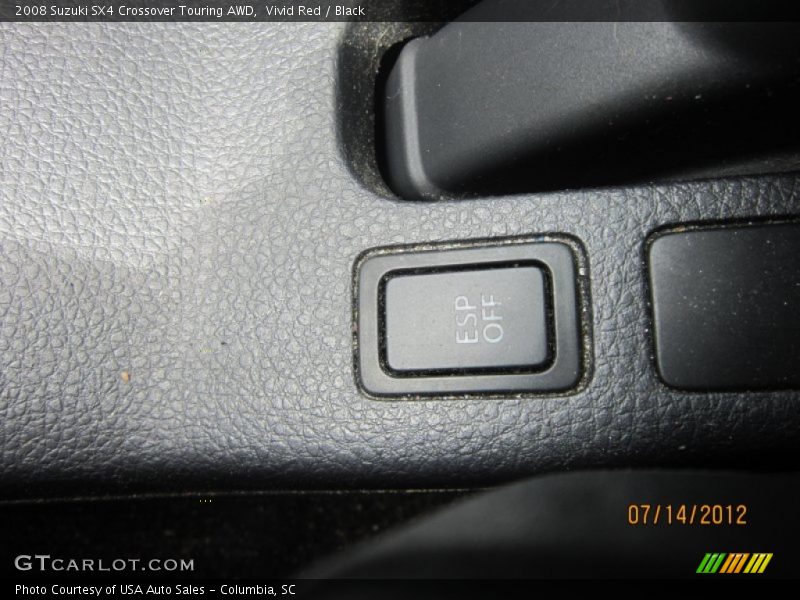 Vivid Red / Black 2008 Suzuki SX4 Crossover Touring AWD