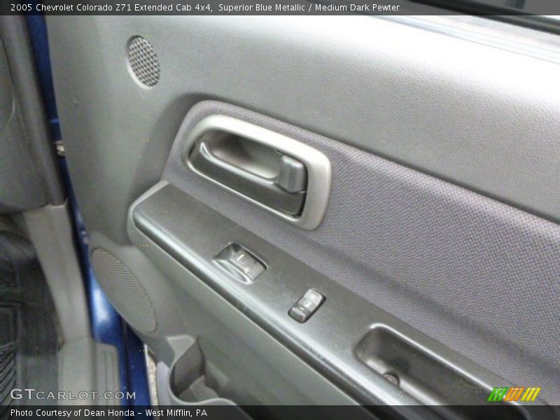 Superior Blue Metallic / Medium Dark Pewter 2005 Chevrolet Colorado Z71 Extended Cab 4x4