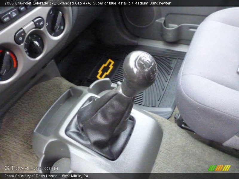 Superior Blue Metallic / Medium Dark Pewter 2005 Chevrolet Colorado Z71 Extended Cab 4x4