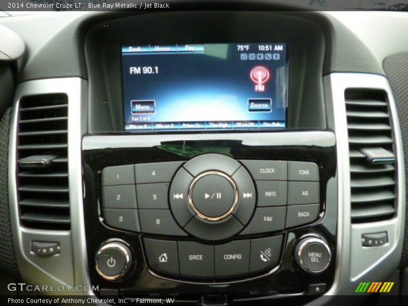 Controls of 2014 Cruze LT