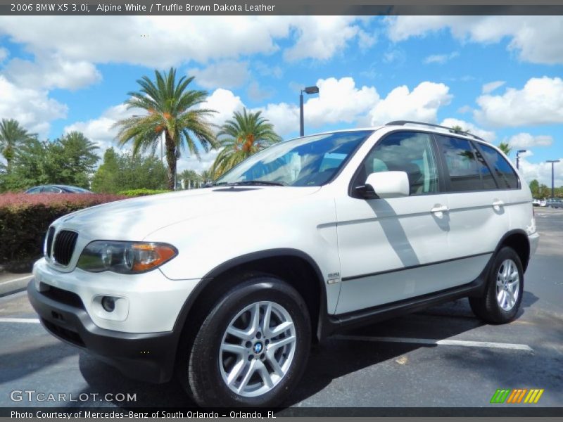 Front 3/4 View of 2006 X5 3.0i