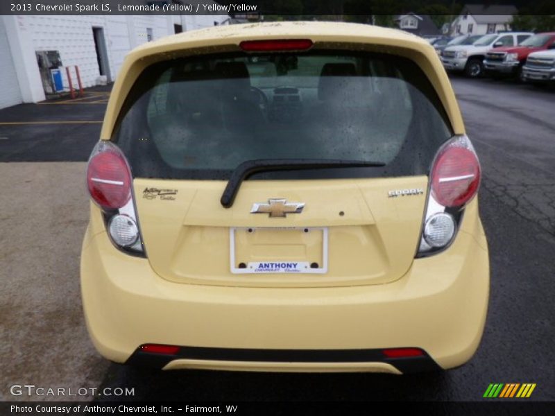 Lemonade (Yellow) / Yellow/Yellow 2013 Chevrolet Spark LS
