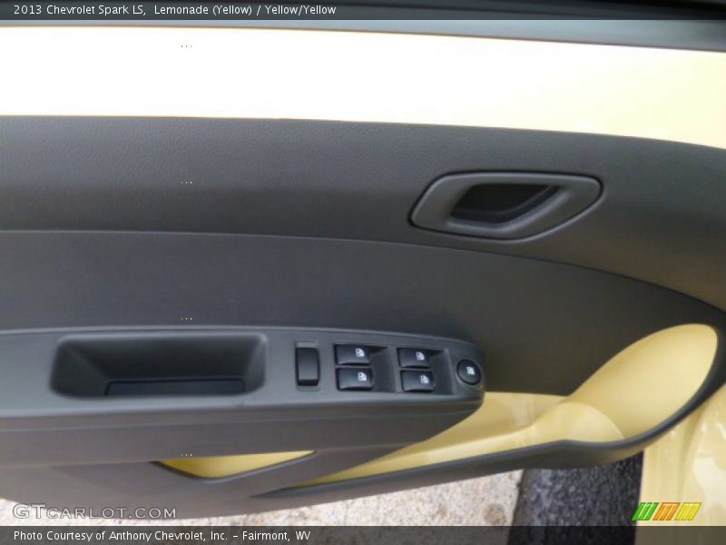 Lemonade (Yellow) / Yellow/Yellow 2013 Chevrolet Spark LS