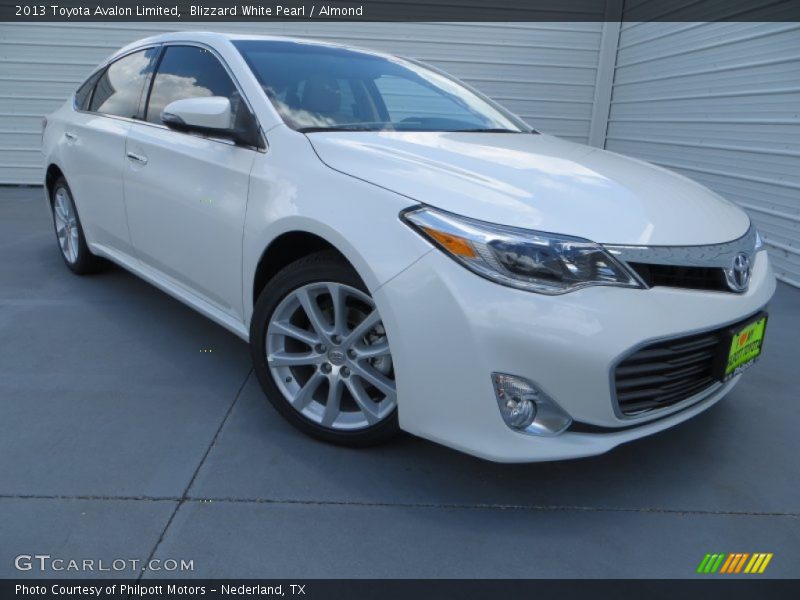 Blizzard White Pearl / Almond 2013 Toyota Avalon Limited