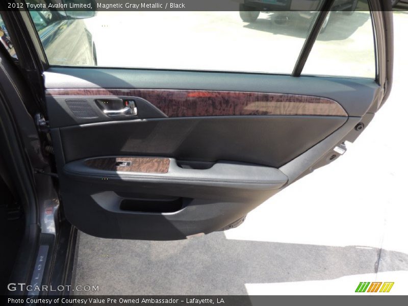 Magnetic Gray Metallic / Black 2012 Toyota Avalon Limited