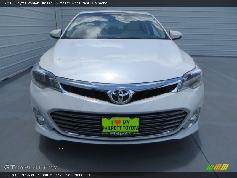 Blizzard White Pearl / Almond 2013 Toyota Avalon Limited