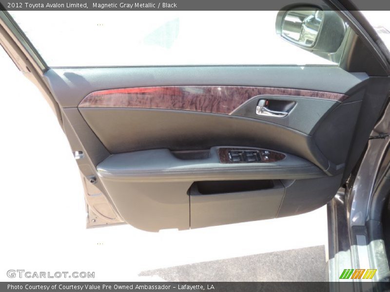 Magnetic Gray Metallic / Black 2012 Toyota Avalon Limited