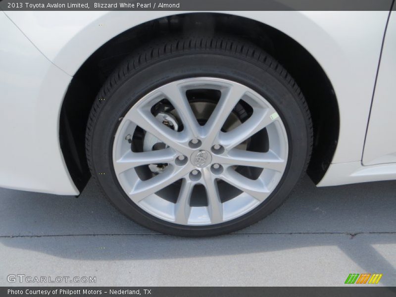 Blizzard White Pearl / Almond 2013 Toyota Avalon Limited