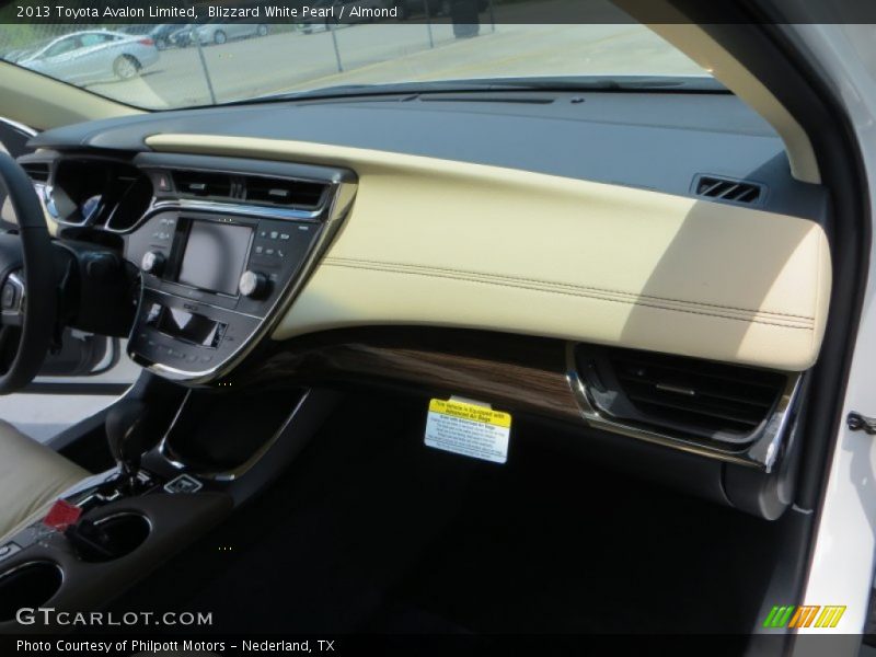 Blizzard White Pearl / Almond 2013 Toyota Avalon Limited