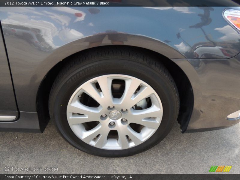 Magnetic Gray Metallic / Black 2012 Toyota Avalon Limited