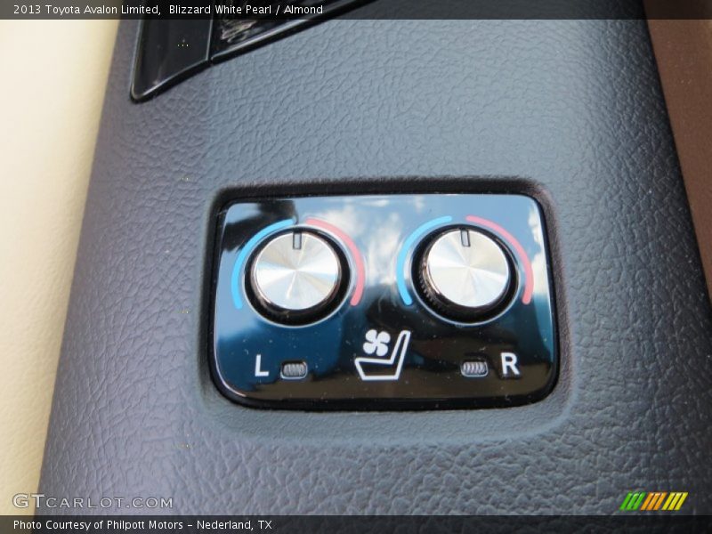 Blizzard White Pearl / Almond 2013 Toyota Avalon Limited