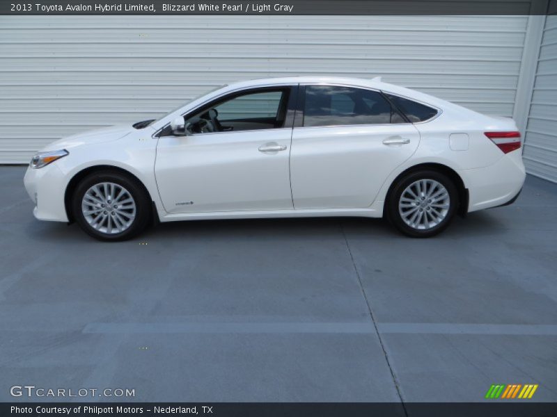 Blizzard White Pearl / Light Gray 2013 Toyota Avalon Hybrid Limited