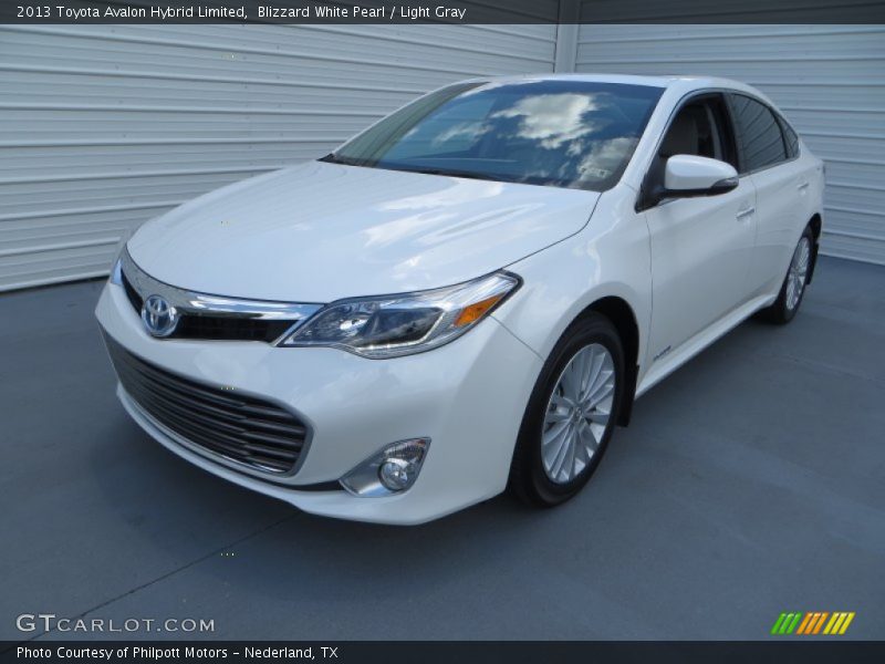 Blizzard White Pearl / Light Gray 2013 Toyota Avalon Hybrid Limited